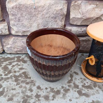 BIRD FEEDER BIRD FOOD FLOWER POTS AND MOREAND MORE