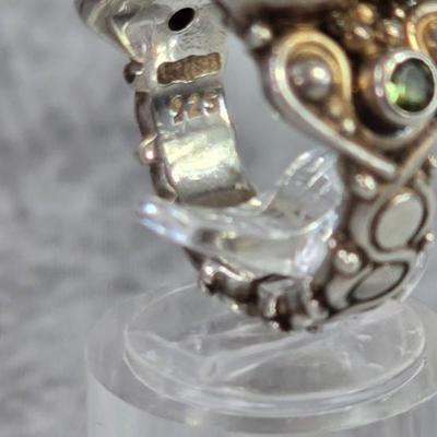 Lot 17: Sterling Silver Ring with Stones - 11g / Ring Size: 6.5