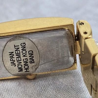 Lot 20: Lady's Bulova Watch