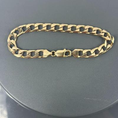 Lot 21: 14k Gold Link Bracelet - 22g