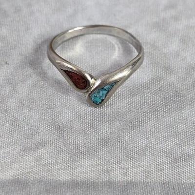 Lot 26: Lot of 5 Rings (Costume) / Ring Sizes Vary: 5.5, 6, 6.5, 7, 7.5