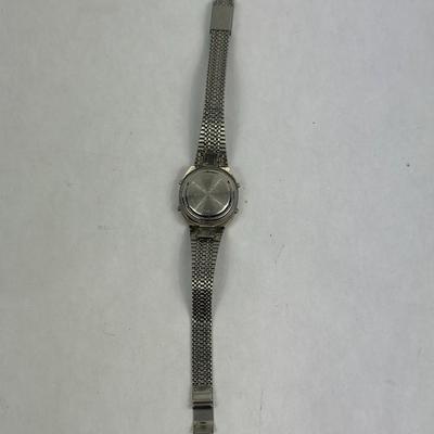 Lot 33: Armitron Chrono Watch
