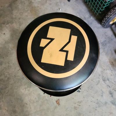 Pneumatic Roller Mechanic Seat with Tool Tray