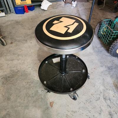 Pneumatic Roller Mechanic Seat with Tool Tray