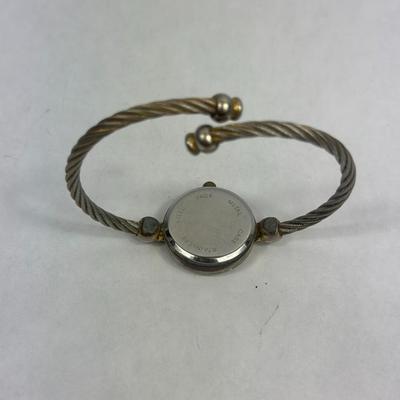 Lot 39: Lady's Watch