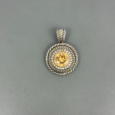 Lot 40: Sterling Silver Pendant with Stone - 13g