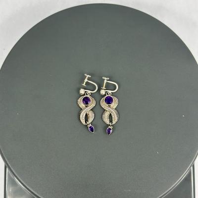 Lot 41: Sterling Silver Earrings with Stones - 8g