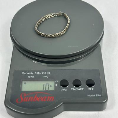 Lot 44: Sterling Silver Link Bracelet - 10g