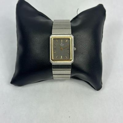 Lot 52: Concord Mariner SG Men's Watch