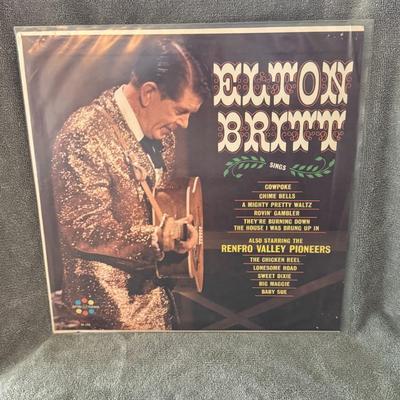Sale Photo Thumbnail #382: "Elton Britt Sings", an LP record by American country music artist Elton Britt, featuring The Renfro Valley Pioneers. 
Key details about this album:
Artist: Elton Britt, known for his yodeling and country music style.
Featured Artists: The Renfro Valley P