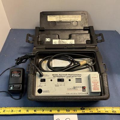 Johnson Controls Leak Detector