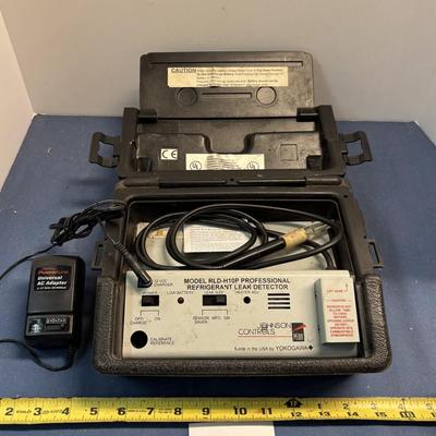 Johnson Controls Leak Detector