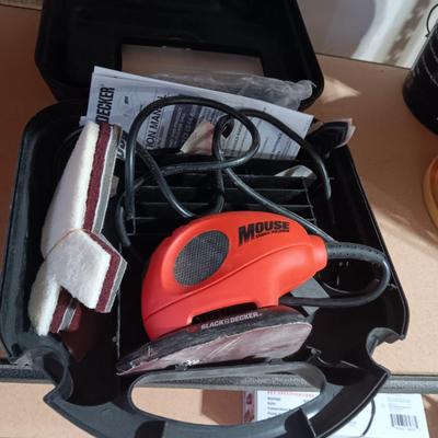JIGSAW WITH 4 SPEEDS AND A MOUSE SANDER