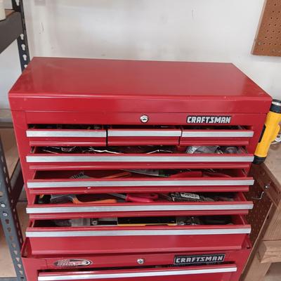 CRAFTSMAN 2 PIECE LOCKING TOOL CHESTS WITH KEYS