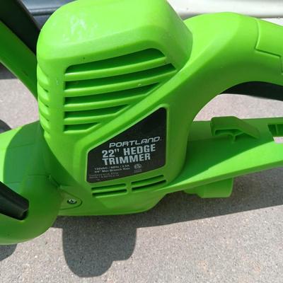 LEAF BLOWER, HEDGE TRIMMER, NICE EXTENSION CORD AND 2 RAKES