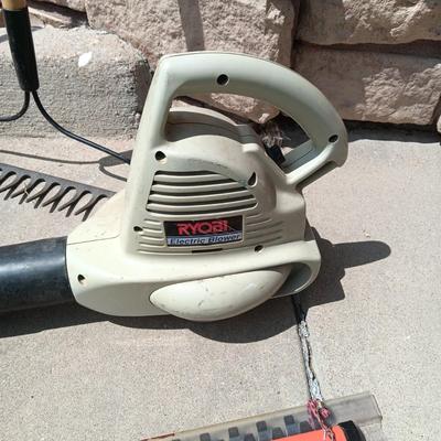 LEAF BLOWER, HEDGE TRIMMER, NICE EXTENSION CORD AND 2 RAKES