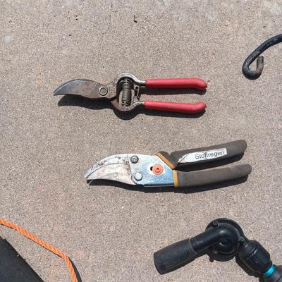 HIS AND HERS SUN HATS, 3 PLANT DOLLIES, LIMB CUTTER AND MORE