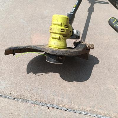 RYOBI CORDLESS WEED CUTTER AND LEAF BLOWER WITH BATTERY AND CHARGER