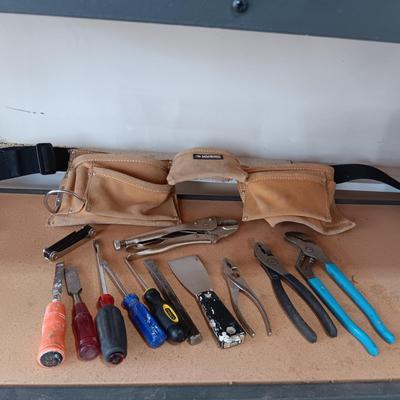 LEATHER TOOL BELT AND HAND TOOLS