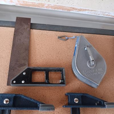 2 BAR CLAMPS AND HAND TOOLS