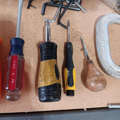 3/8" DEEP WALL SOCKET SET AND OTHER HAND TOOLS