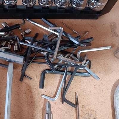 3/8" DEEP WALL SOCKET SET AND OTHER HAND TOOLS