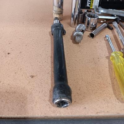 3/8" DEEP WALL SOCKET SET AND OTHER HAND TOOLS