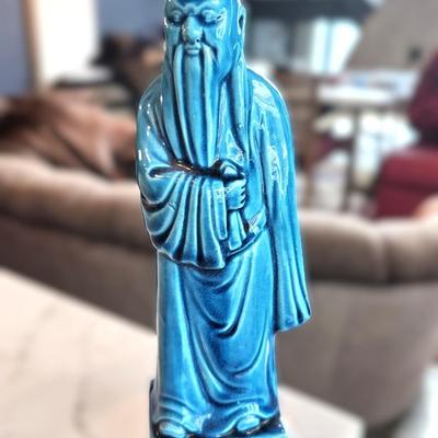 Sale Photo Thumbnail #566: in good condition
Photo shows white tape on statues easily removeable