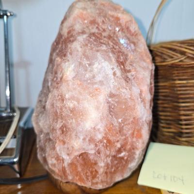 Salt rock lamp