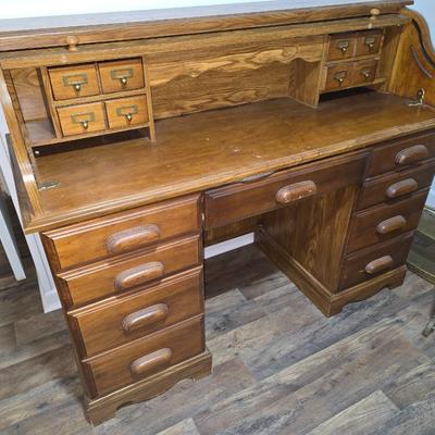 Roll top desk