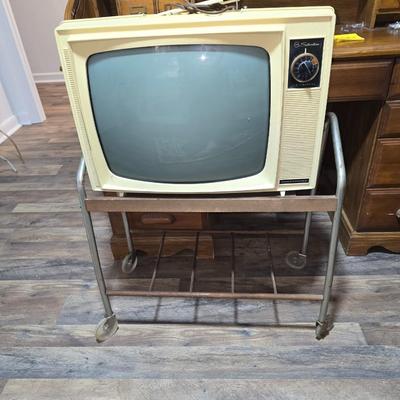 Tv with cart