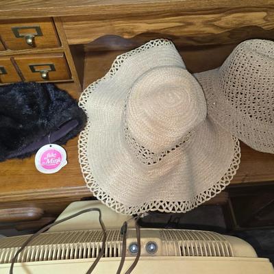 Bag o' hats