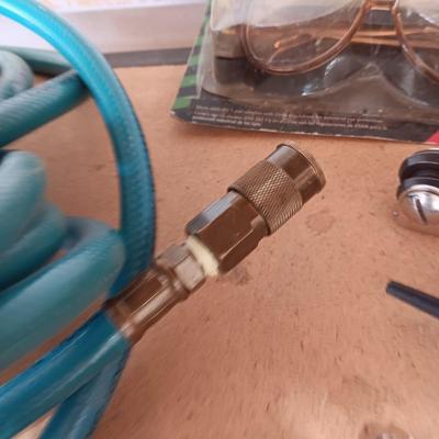 3/8" AIR HOSE WITH ATTACHMENTS