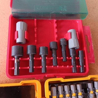 MANY DRILL ATTACHMENTS