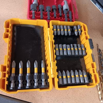 MANY DRILL ATTACHMENTS