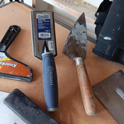 MASONRY, SHEETROCK & GROUT TOOLS