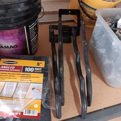 HARDWARE, CHEMICALS AND ORGANIZERS