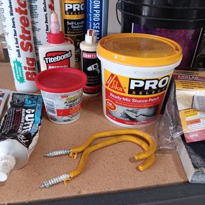 HARDWARE, CHEMICALS AND ORGANIZERS