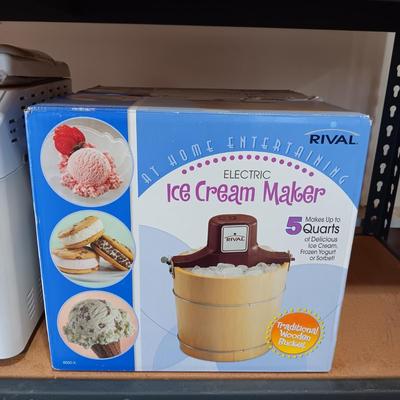HITACHI BREAD MAKER AND RIVAL ICE CREAM MAKER