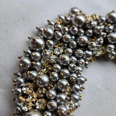 Sale Photo Thumbnail #549: Beautiful bib necklace
Retails at $195