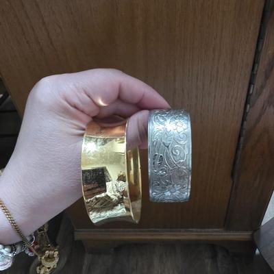 5 bracelets