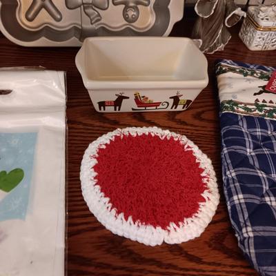 CHRISTMAS ITEMS