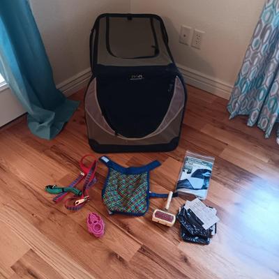 MEDIUM SIZE PORT A CRATE PET CARRIER AND OTHER PET ITEMS