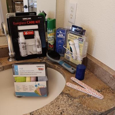 INFANT EAR THERMOMETER, PILL CUTTER AND CRUSHER PLUS MORE