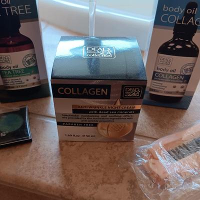 BODY OIL COLLAGEN AND TEA TREE PLUS MORE