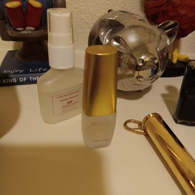 PIGGY BANKS, BOBBLE HEADS, PERFUME AND MORE