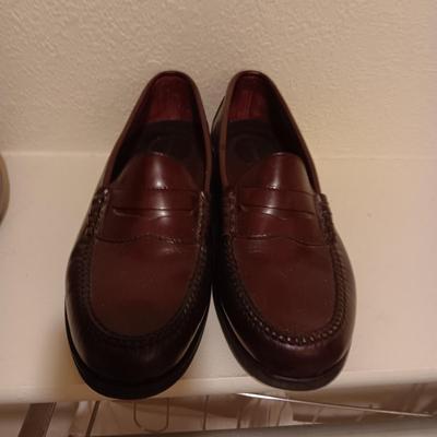 MENS ROCKPORT DRESS SHOES AND KHOMBU SHOES BOTH SIZE 13