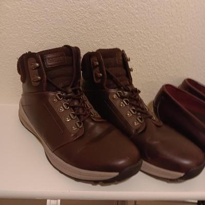 MENS ROCKPORT DRESS SHOES AND KHOMBU SHOES BOTH SIZE 13