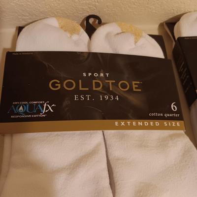 2 SIX COUNT OF MENS NEW GOLD TOE ANKLE SOCKS SIZE 12-16