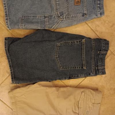 MENS SHORTS SIZE 36